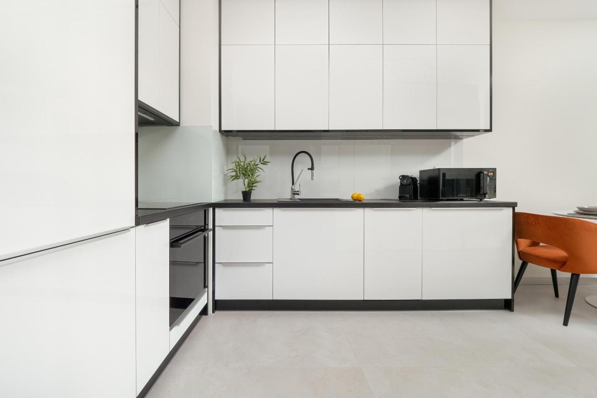 Luksusowe Studio W Lodzi Z Biurkiem, Balkonem I Klimatyzatorem By Renters Prestige Buitenkant foto