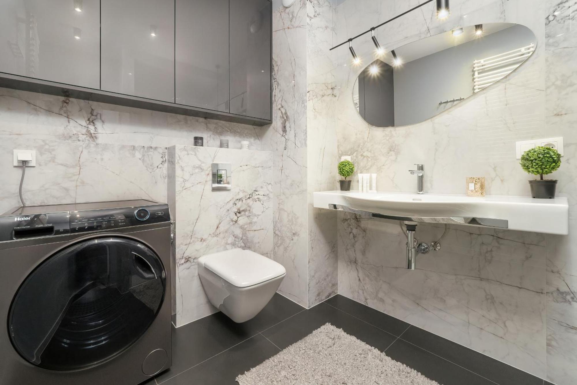 Luksusowe Studio W Lodzi Z Biurkiem, Balkonem I Klimatyzatorem By Renters Prestige Buitenkant foto